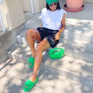 🪀Authentic Bottega Veneta Geometric Sponge Slides 🪀